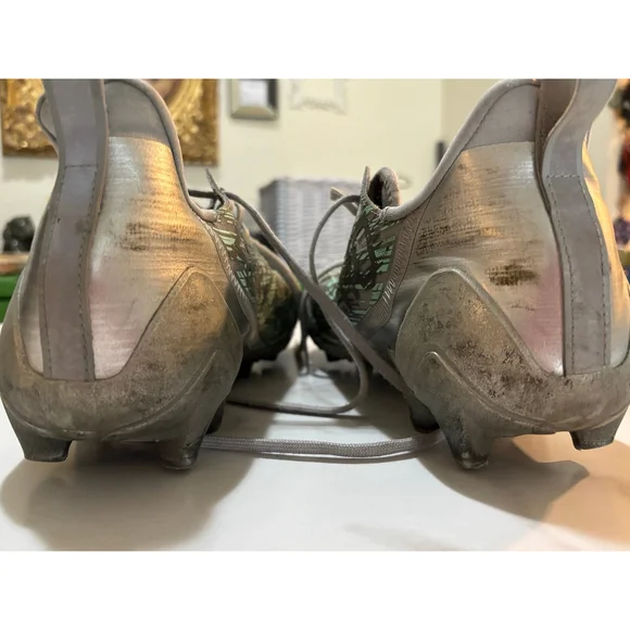 Adidas cleats - Picture 4 of 6